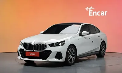 BMW 5-Series · 2024 год