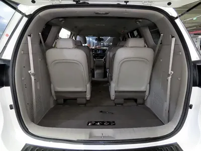 Kia Canival 2015, 232359 км, за 5900000 KRW - фото 17