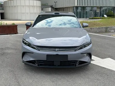 BYD Han 2025, 21000 км, за 118000 CNY