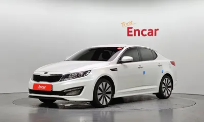 Kia K5 · 2012 год