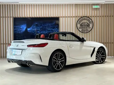 BMW Z4 2025, 800 км, за 389799 CNY - фото 14
