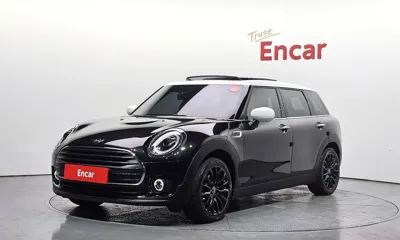 MINI Clubman · 2023 год
