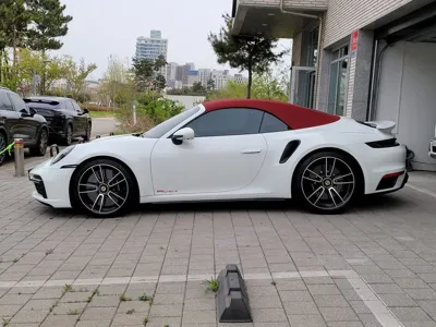 Porsche 911 2021, 13700 км, за 255000000 KRW