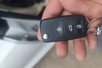 Volkswagen Polo 2016, 36400 км, за 28592.26 CNY - фото 9