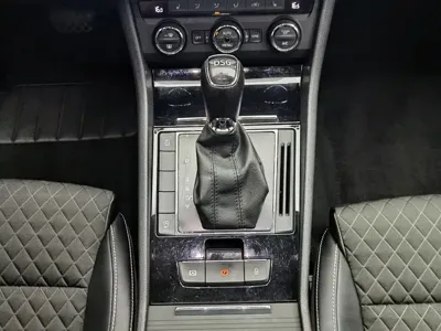 Skoda Superb 2017, 68500 км, за 43800 CNY - фото 13