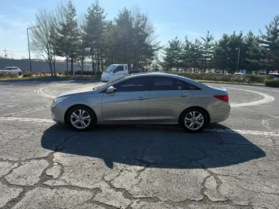 Hyundai Sonata 2012, 217126 км, за 3600000 KRW