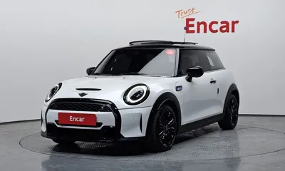 MINI Cooper · 2024 год