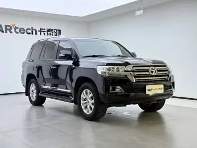 Toyota Land Cruiser 2019, 71000 км, за 447000 CNY - фото 6