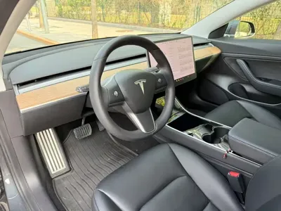 Tesla Model 3 2020, 70000 км, за 99000 CNY - фото 9