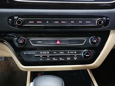 Kia Canival 2019, 84591 км, за 19600000 KRW - фото 10