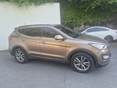 Hyundai Santafe 2013, 299966 км, за 4900000 KRW