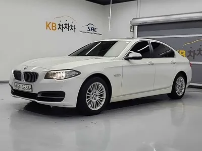 BMW 5-Series · 2015 год