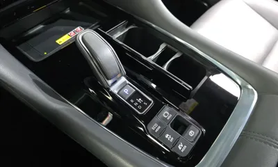 Toyota Alphard 2025, 8072 км, за 113000000 KRW - фото 9