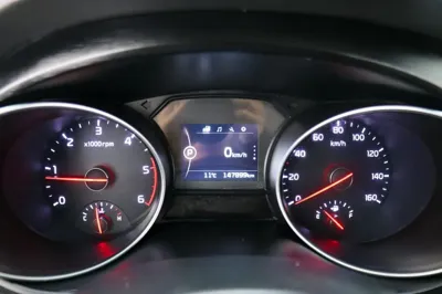 Kia Canival 2015, 147899 км, за 9500000 KRW - фото 14