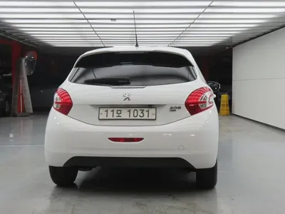 Peugeot 208 2015, 79629 км, за 4500000 KRW - фото 3