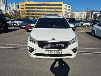 Kia Canival 2020, 80800 км, за 19900000 KRW - фото 1