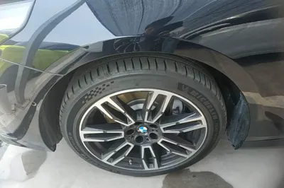 BMW 5 Series 2025, 7100 км, за 323492.37 CNY - фото 8