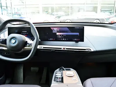 BMW iX 2025, 11000 км, за 386800 CNY - фото 7