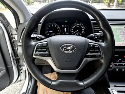 Hyundai Avante 2016, 70766 км, за 10500000 KRW - фото 16