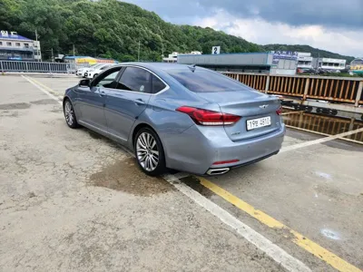 Hyundai Genesis 2014, 199972 км, за 6700000 KRW