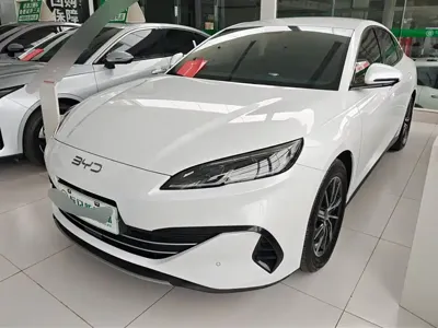 BYD 海豹06 · 2025 год