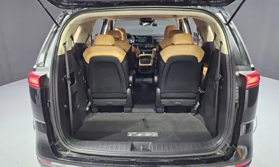 Kia Canival 2023, 62340 км, за 26100000 KRW - фото 20