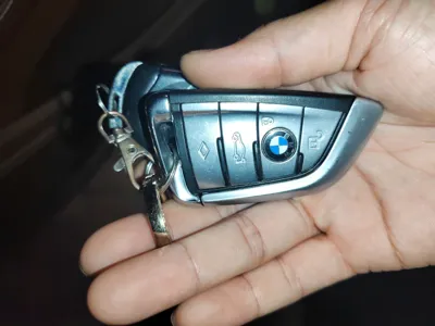 BMW 7 Series 2018, 51400 км, за 280042.34 CNY - фото 9