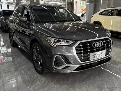 Audi Q3 · 2022 год