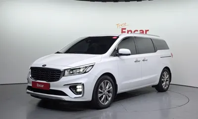 Kia Canival · 2019 год