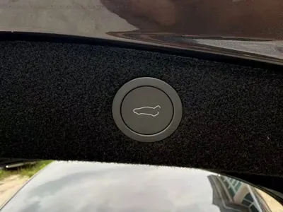 Tesla Model 3 2025, 9000 км, за 158800 CNY - фото 8
