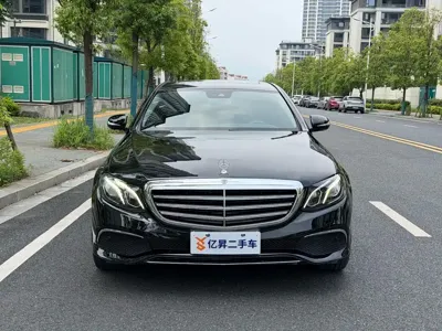 Mercedes-Benz E-Class · 2017 год