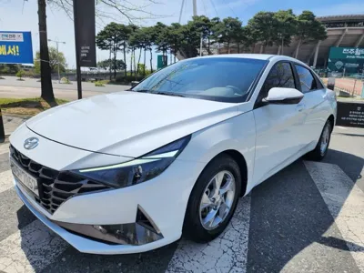Hyundai Avante · 2021 год