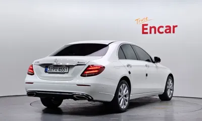 Mercedes-Benz E-Class 2020, 43994 км, за 35900000 KRW