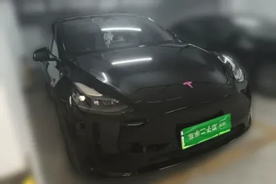 Tesla Model Y 2022, 38400 км, за 187283.98 CNY
