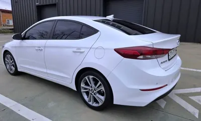 Hyundai Avante 2018, 137582 км, за 9100000 KRW - фото 3