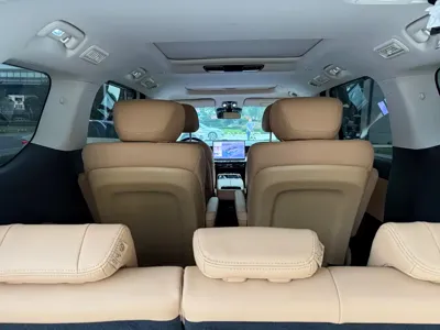 GAC Motor 传祺E8 PHEV 2025, 50000 км, за 139800 CNY - фото 11