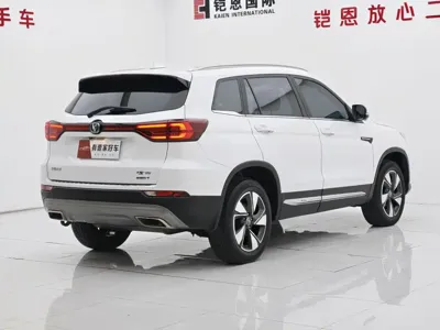 Changan CS75 2019, 63000 км, за 36800 CNY