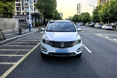 Baojun 560 2016, 62400 км, за 30443.84 CNY - фото 13