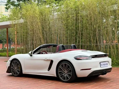 Porsche 718 2017, 80000 км, за 208000 CNY