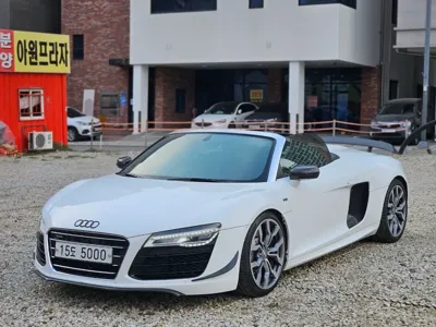 Audi R8 2015, 61500 км, за 90000000 KRW - фото 6