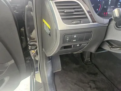 Hyundai Genesis 2016, 67814 км, за 10800000 KRW - фото 16