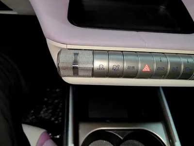 BYD Dolphin 2023, 53400 км, за 59100 CNY - фото 14