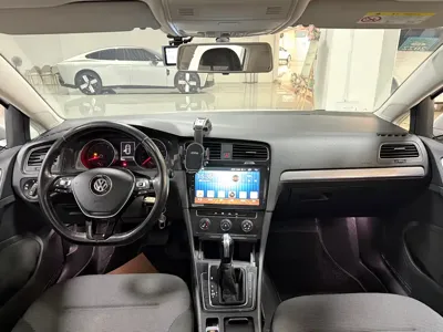 Volkswagen Golf 2018, 83000 км, за 43800 CNY - фото 8