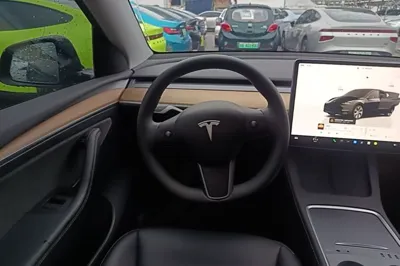 Tesla Model Y 2022, 60600 км, за 170139.58 CNY - фото 18