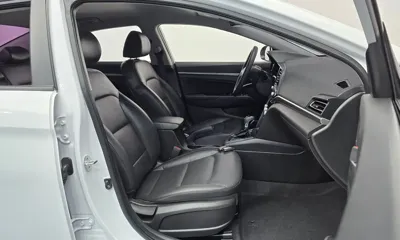 Hyundai Avante 2020, 33594 км, за 15800000 KRW - фото 26