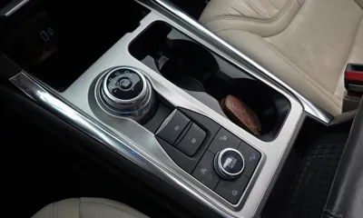 Ford Explorer 2022, 106784 км, за 32500000 KRW - фото 9