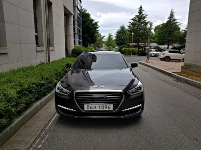 Genesis EQ900 · 2018 год