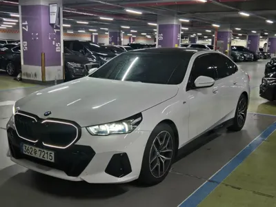 BMW 5-Series · 2025 год