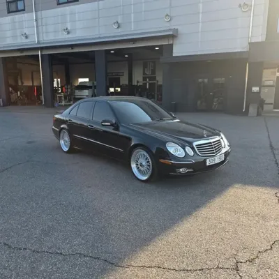 Mercedes-Benz E-Class · 2009 год
