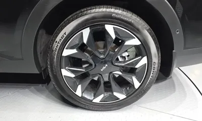 Kia Sorento 2025, 8200 км, за 41900000 KRW - фото 21